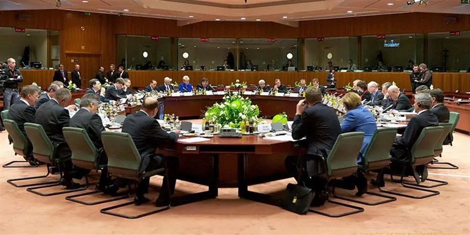 Eurogroup: Μέτρα στήριξης στην Ελλάδα για μεταναστευτικό και κορωνοϊό