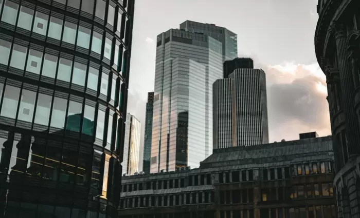 H Goldman υποβαθμίζει σε «underweight» τα ευρωπαϊκά τραπεζικά ομόλογα