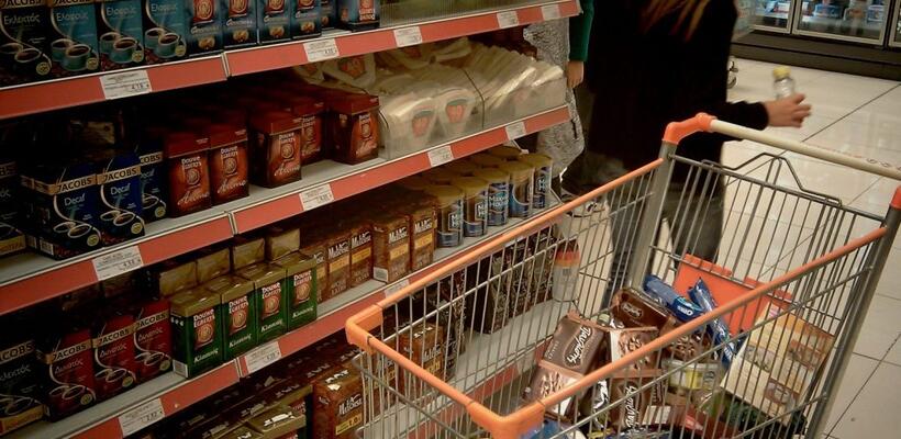 Καθαρά Δευτέρα: Πώς λειτουργούν καταστήματα και υπεραγορές