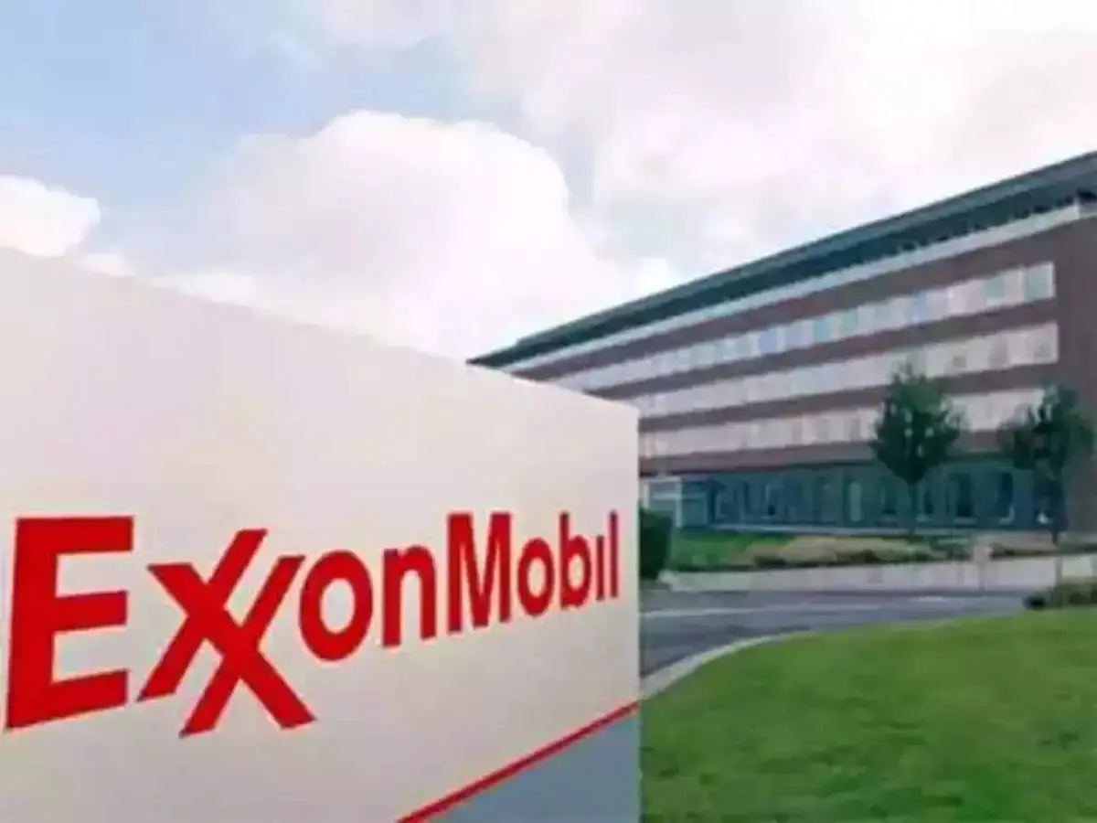 Η κίνηση-ματ της Exxon Mobil και η αμηχανία του Λευκού Οίκου - Economy ...