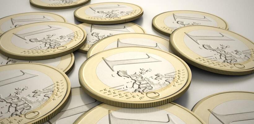 Ενισχύεται το ευρώ