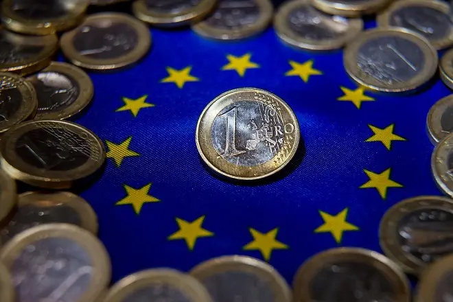 Ευρωζώνη: Στο 2,1% η ανάπτυξη το τρίτο τρίμηνο