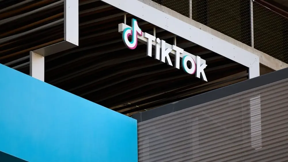 Κομισιόν: Επίσημη διαδικασία κατά TikTok για εκλογικούς κινδύνους
