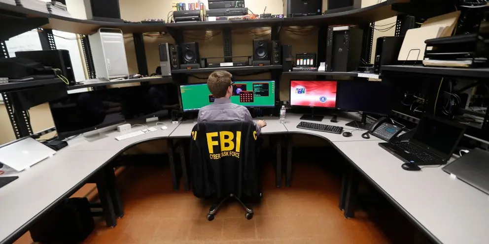 FBI: Αφήστε 