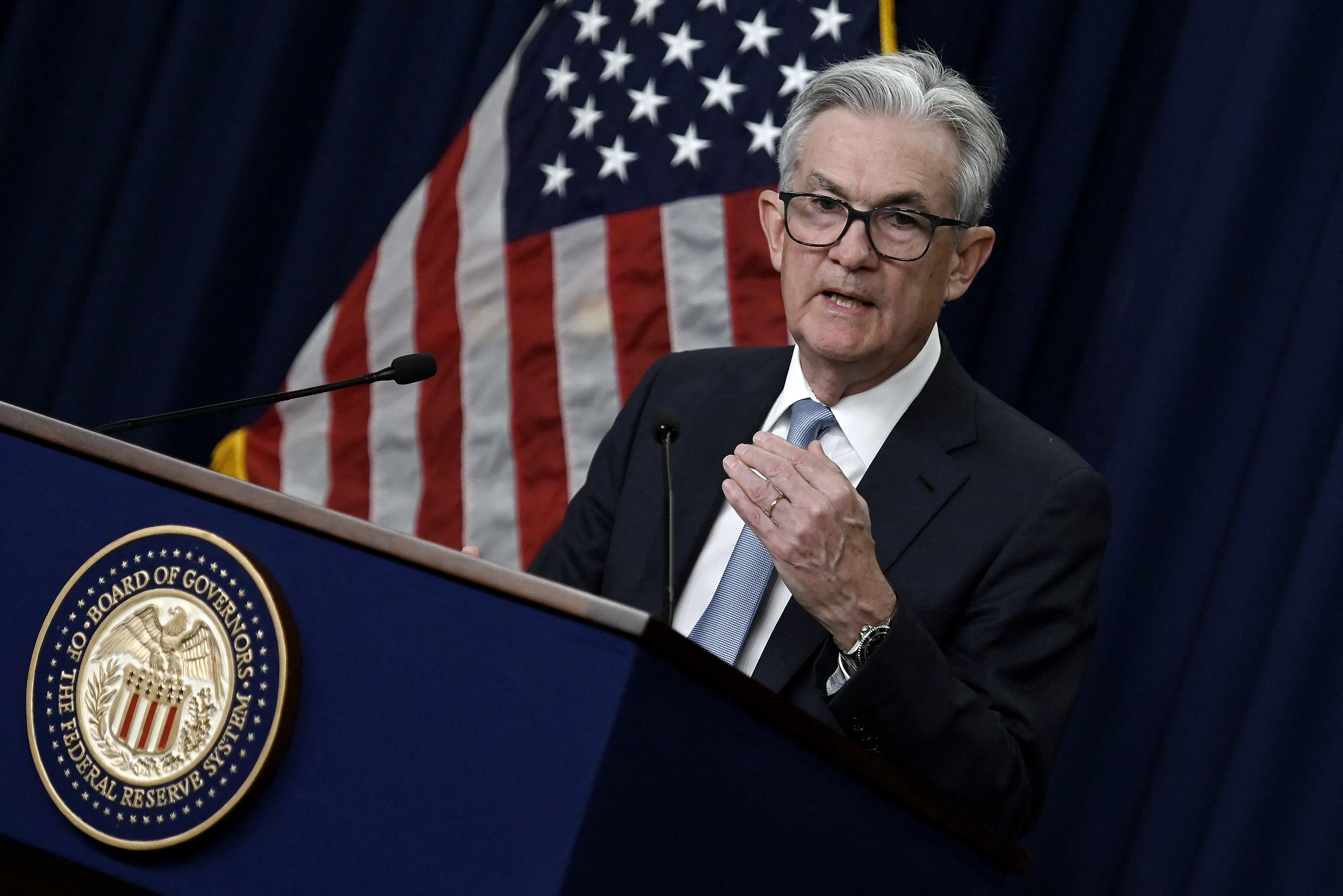 Η Fed ετοιμάζεται να βάλει «stop» στις αυξήσεις επιτοκίων