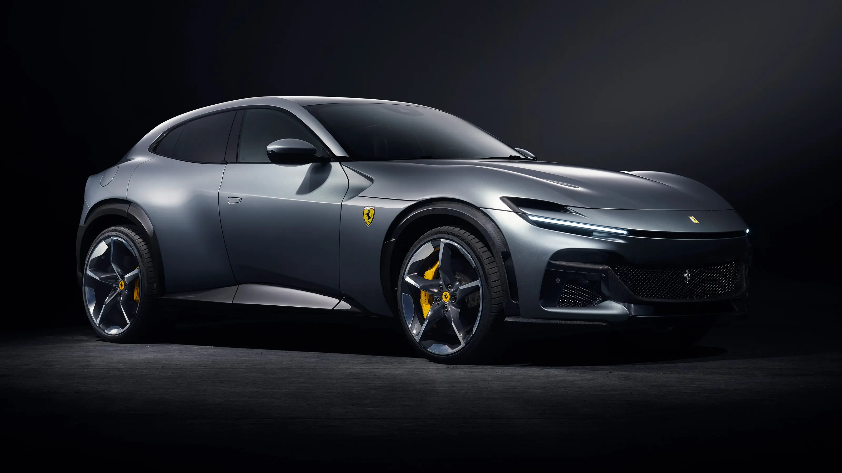Η Ferrari κλείνει τις παραγγελίες για την Purosangue λόγω εκρηκτικής ζήτησης