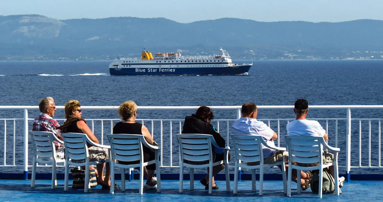 Σταθμοί σε νησιά στην ακτοπλοϊκή σύνδεση Κύπρου-Ελλάδας
