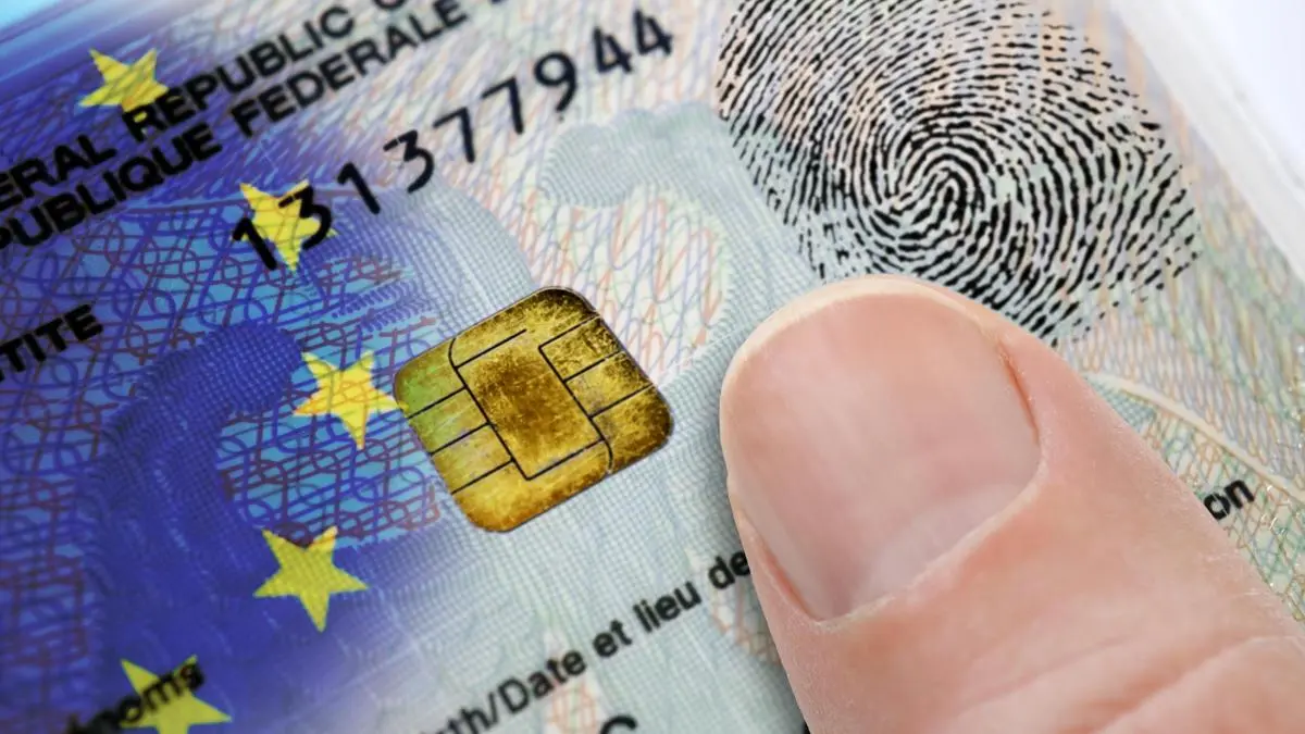 Έρχονται νέα διαβατήρια και ταυτότητες για τους Κύπριους