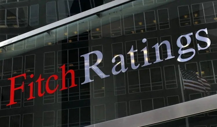 Ο Fitch αναβάθμισε το ελληνικό αξιόχρεο στην επενδυτική βαθμίδα