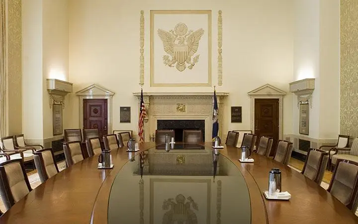 Τα τρία στρατόπεδα της Fed και το «τάνκερ» Πάουελ