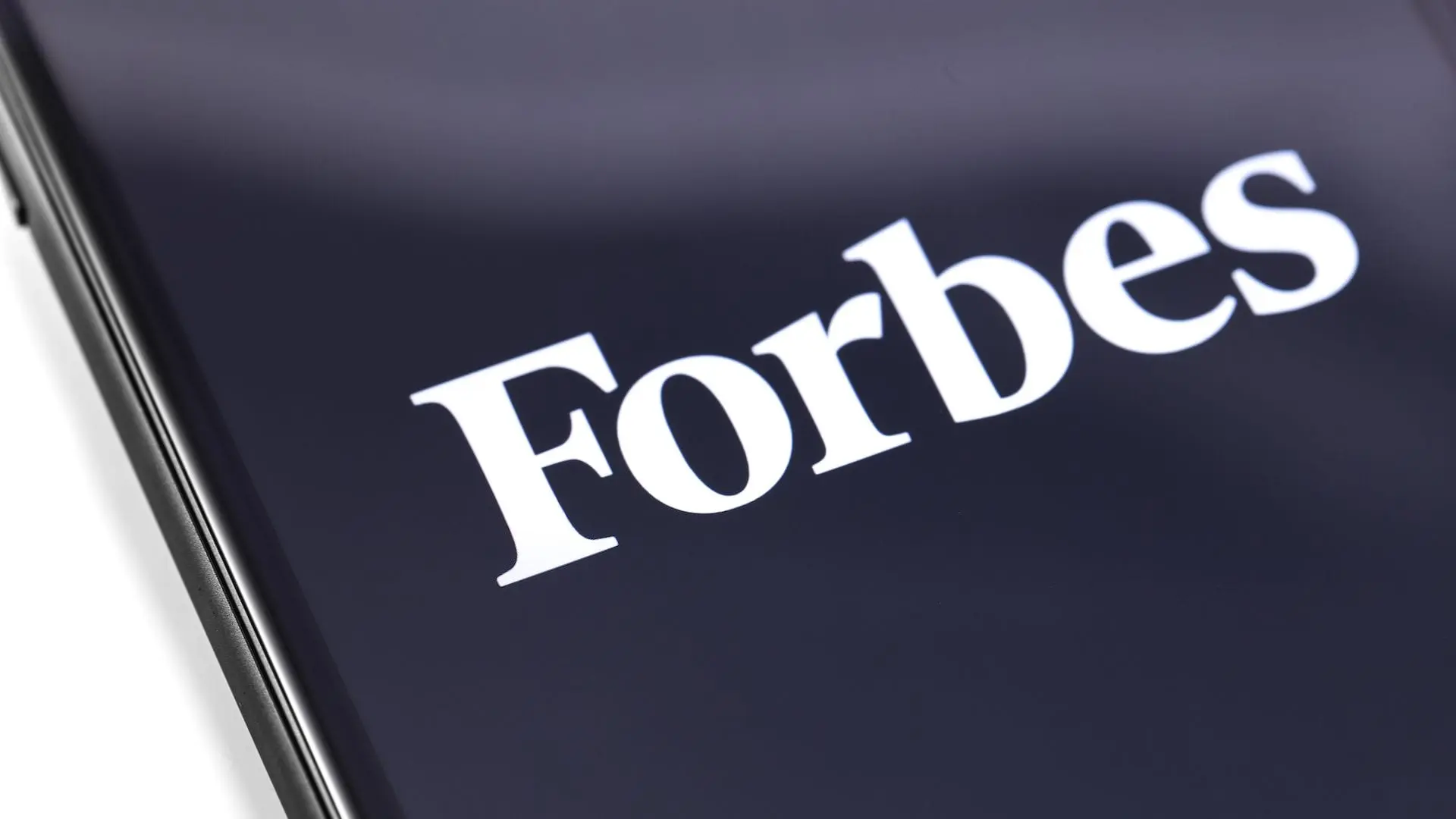 Forbes: Πωλήθηκε έναντι 800 εκατ. δολαρίων