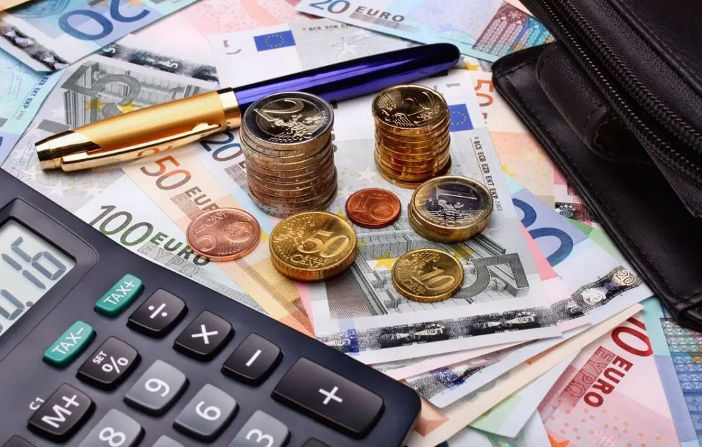 Μέχρι τις 2/10 η υποβολή Δήλωσης Εισοδήματος και πληρωμής οφειλόμενου φόρου