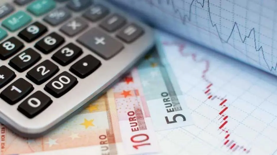 20.000 περισσότεροι φορολογούμενοι από πέρσι υπέβαλαν εμπρόθεσμα τις δηλώσεις τους
