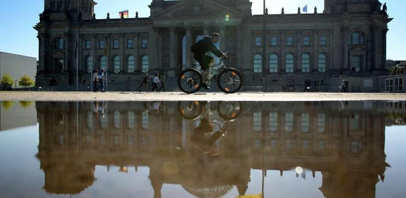 “Δεν θα υπάρξει εμπορικός πόλεμος με τη Γερμανία”