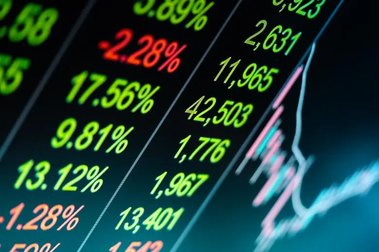 Με πτώση συνεχίζεται η διαπραγμάτευση στο ΧΑΚ τη Δευτέρα