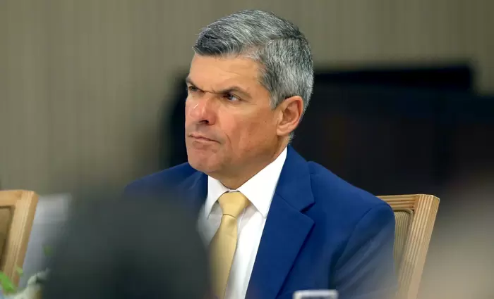 Δεν έχει ενημέρωση για ενδεχόμενη αποεπένδυση ΕΝΙ από κυπριακή ΑΟΖ, λέει ο Υπ. Ενέργειας