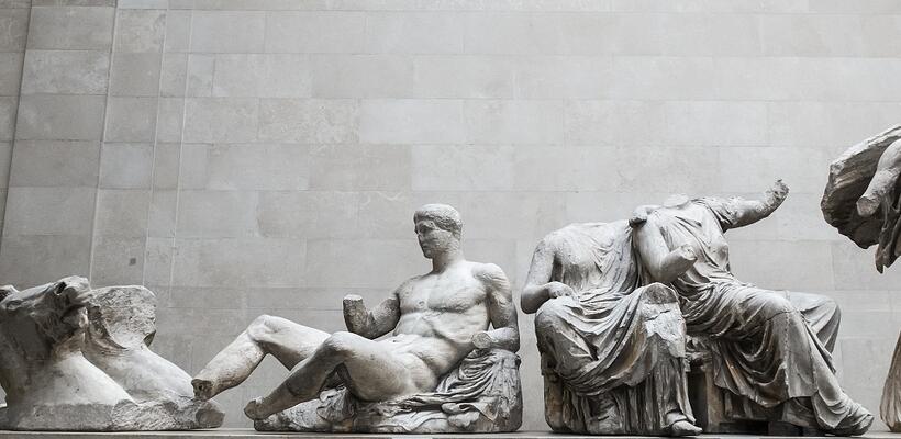 Economist: Προβλέπει «μεγάλο άλμα» στις συνομιλίες για τα Γλυπτά μέσα στο 2025