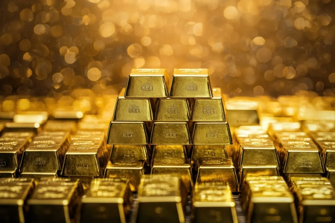 Χρυσός: Σταθεροποιείται κοντά σε ιστορικό υψηλό ενόψει Fed