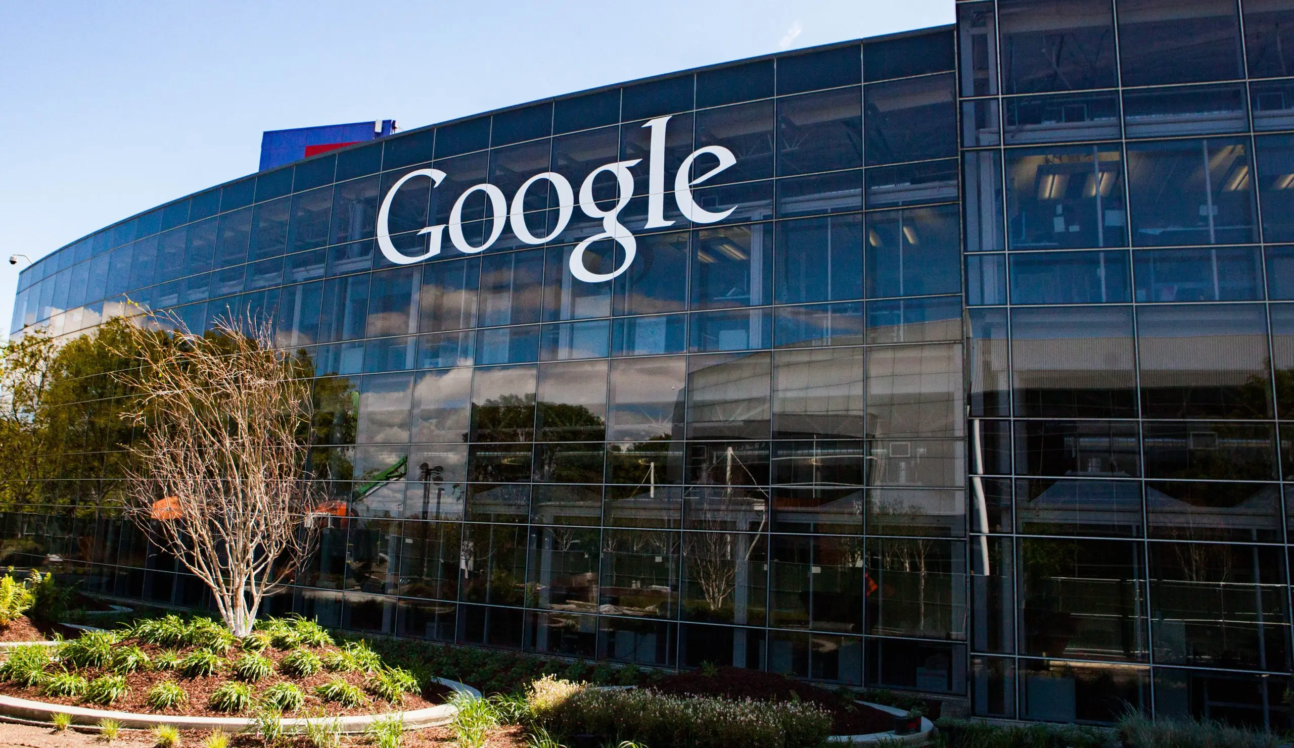 «Είμαστε στο έλεος της Google» - Πώς μας λέει αυτό που θέλουμε να ακούσουμε
