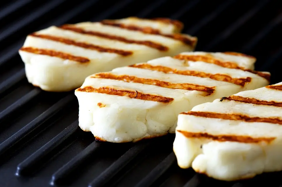 Τι απαντά η Κομισιόν για την κατοχύρωση του χαλλουμιού