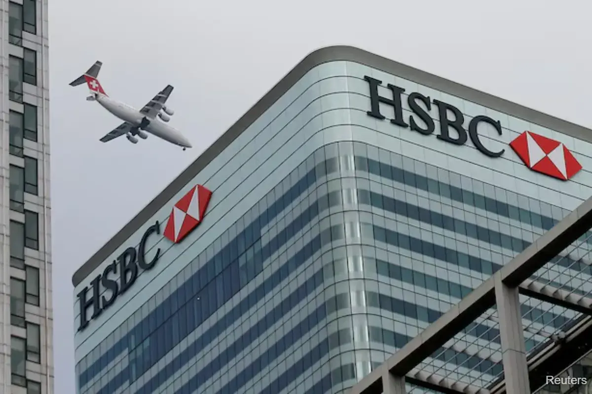 Αιφνιδιαστική αλλαγή ηγεσίας στην HSBC – Θα μακροημερεύσει ο νέος πρόεδρος στη μεγαλύτερη τράπεζα της Ευρώπης;