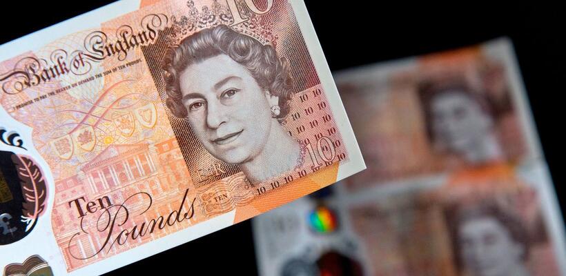 Γιατί κατρακυλάει ξαφνικά η βρετανική λίρα;