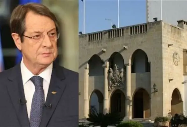 Συνεδριάζει εσπευσμένα με επιδημιολογική ομάδα ο Πρόεδρος
