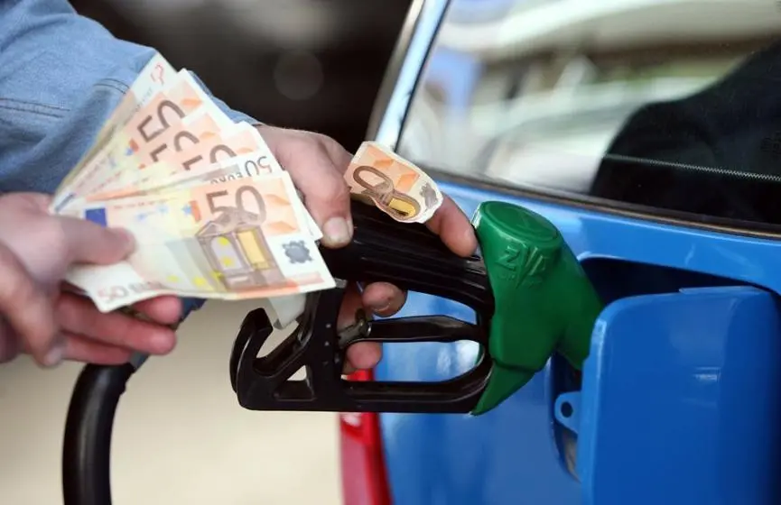 Βάζει δύσκολα στους πολίτες η ακρίβεια