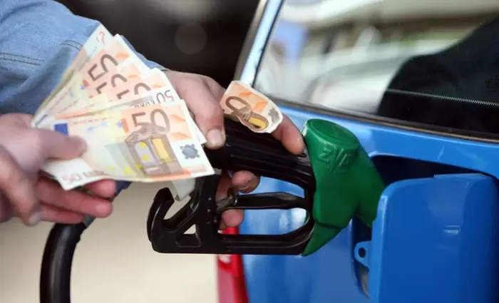 Επιστρέφει δριμύτερη η ακρίβεια στα καύσιμα