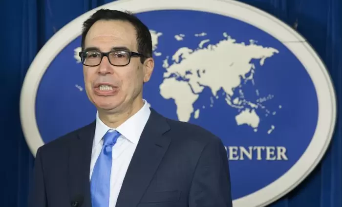 Ικανοποιημένος ο Τραμπ από τον Υπουργό Οικονομικών του