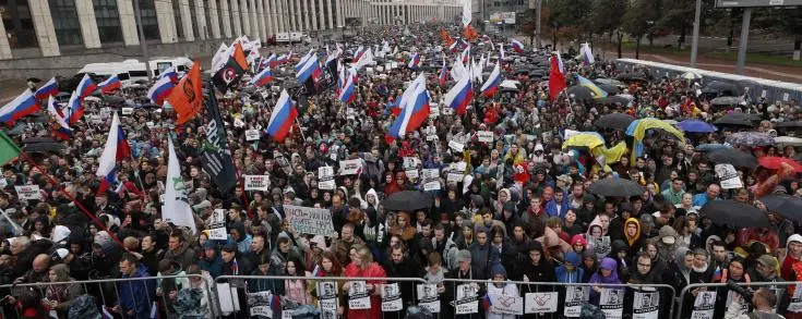 Πάνω από 40.000 Ρώσοι διαδηλώνουν ζητώντας ελεύθερες εκλογές