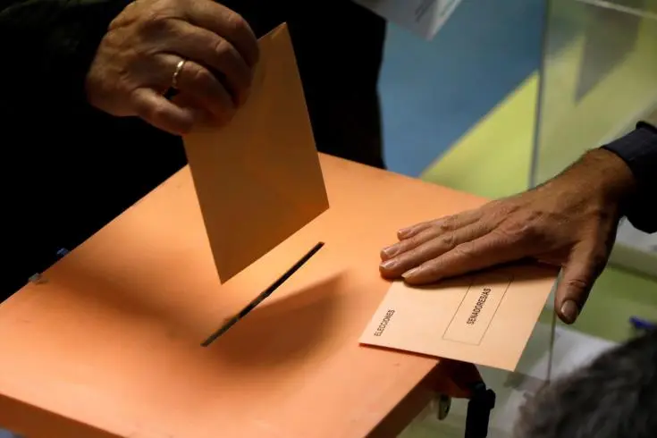 Οι Ισπανοί ξανά σήμερα στις κάλπες