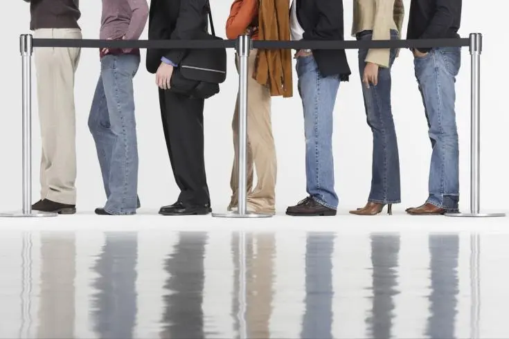 Κατά 13,4% μειώθηκαν οι εγγεγραμμένοι άνεργοι