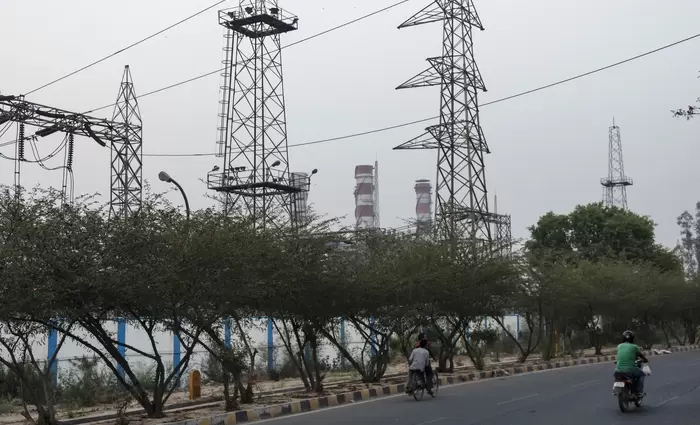 Ινδία: Βάζει λουκέτο σε μονάδες ενέργειας με καύση φυσικού αερίου