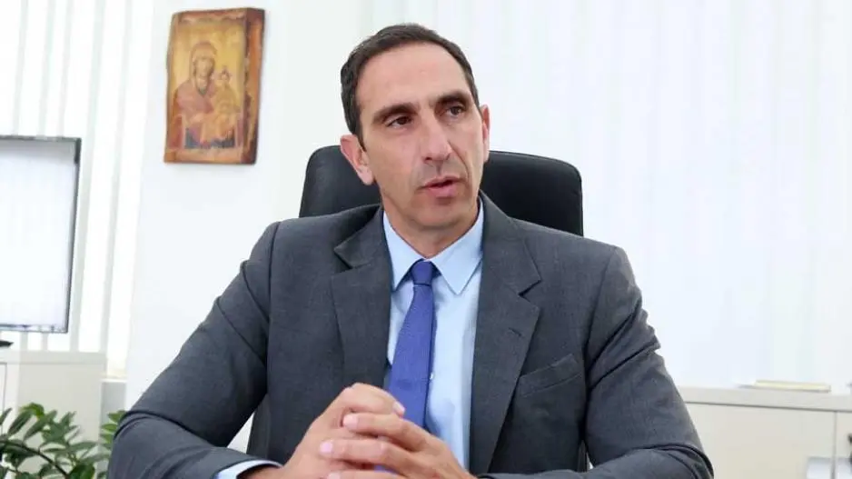 Αλλαγές από Υπουργικό σε κριτήρια για παραχώρηση «χρυσής βίζας»