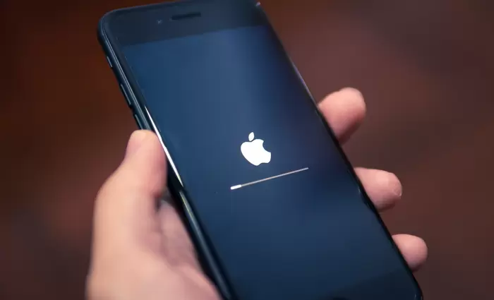 Apple Intelligence: Διαθέσιμη η δοκιμαστική έκδοση της AI του iPhone