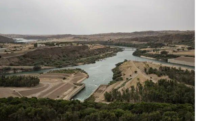 To Ιράν διακόπτει την ηλεκτροπαραγωγή σε σημαντικό φράγμα λόγω ξηρασίας
