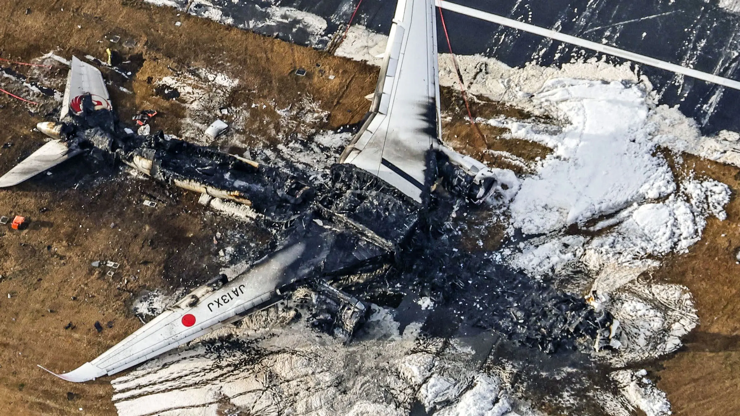 Japan Airlines: Πάνω από $100 εκατ. η ζημιά από τη μοιραία σύγκρουση
