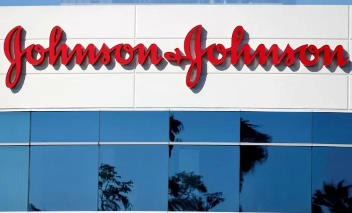 Johnson & Johnson: Επώδυνος συμβιβασμός 700 εκατ. για τα προϊόντα ταλκ
