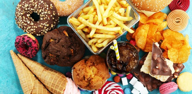 Τέλος στις διαφημίσεις και προσφορές ανθυγιεινών προϊόντων;