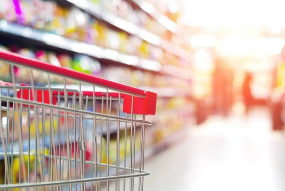 Έπεσαν οι τιμές στα περισσότερα βασικά καταναλωτικά προϊόντα τον Δεκέμβριο