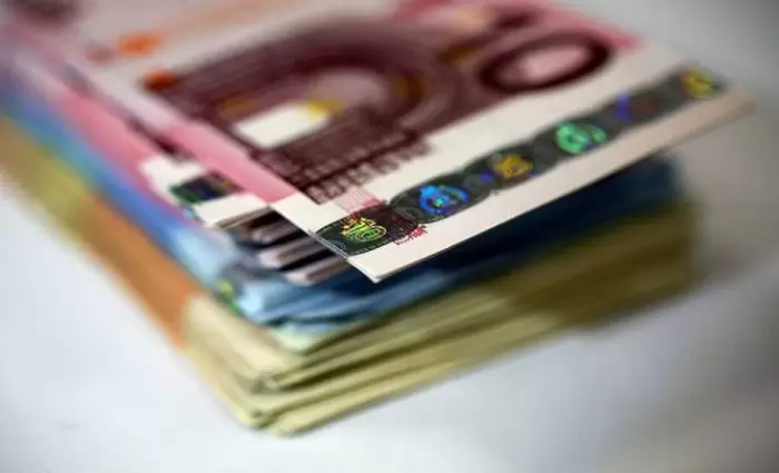 Πρόταση νόμου για ορισμό κατώτατου μισθού στα €1,125