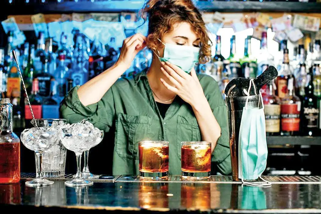 Εστιατόρια, μπαρ και καφετέριες κρούουν τον κώδωνα για ενοίκια και δόσεις