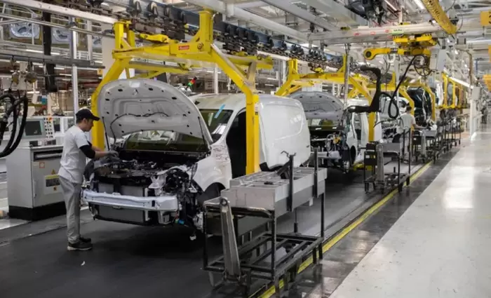 Η Κίνα κερδίζει τον «πόλεμο» της ηλεκτροκίνησης - «Φτωχοί συγγενείς» ΗΠΑ και Ευρώπη