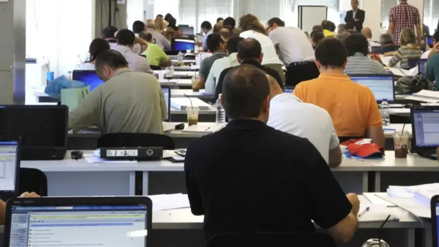 Στις 55.301 οι κυβερνητικοί - Αυξήθηκαν κατά 0,1% τον Δεκέμβριο