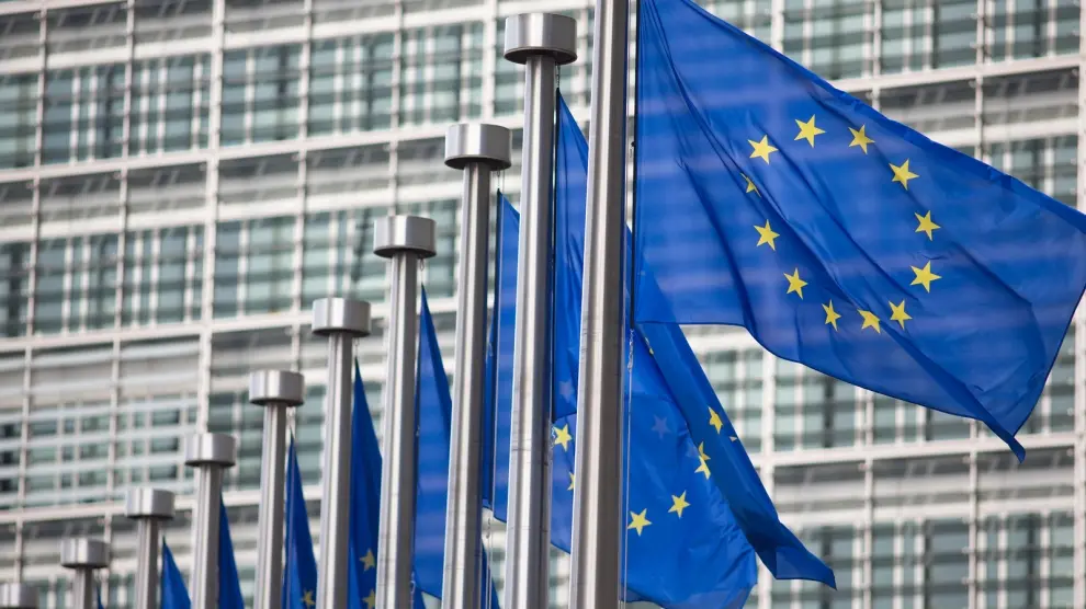Κομισιόν: Στις 4 Μαρτίου παρουσιάζει το σχέδιο δράσης για τον χάλυβα