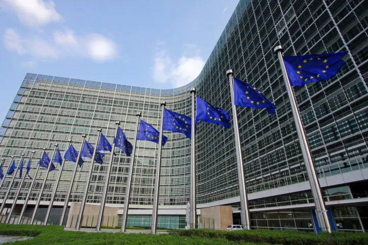 Κομισιόν: Μείωση δείκτη χρέους ως προς ΑΕΠ σχεδόν 30% ως τέλος 2024