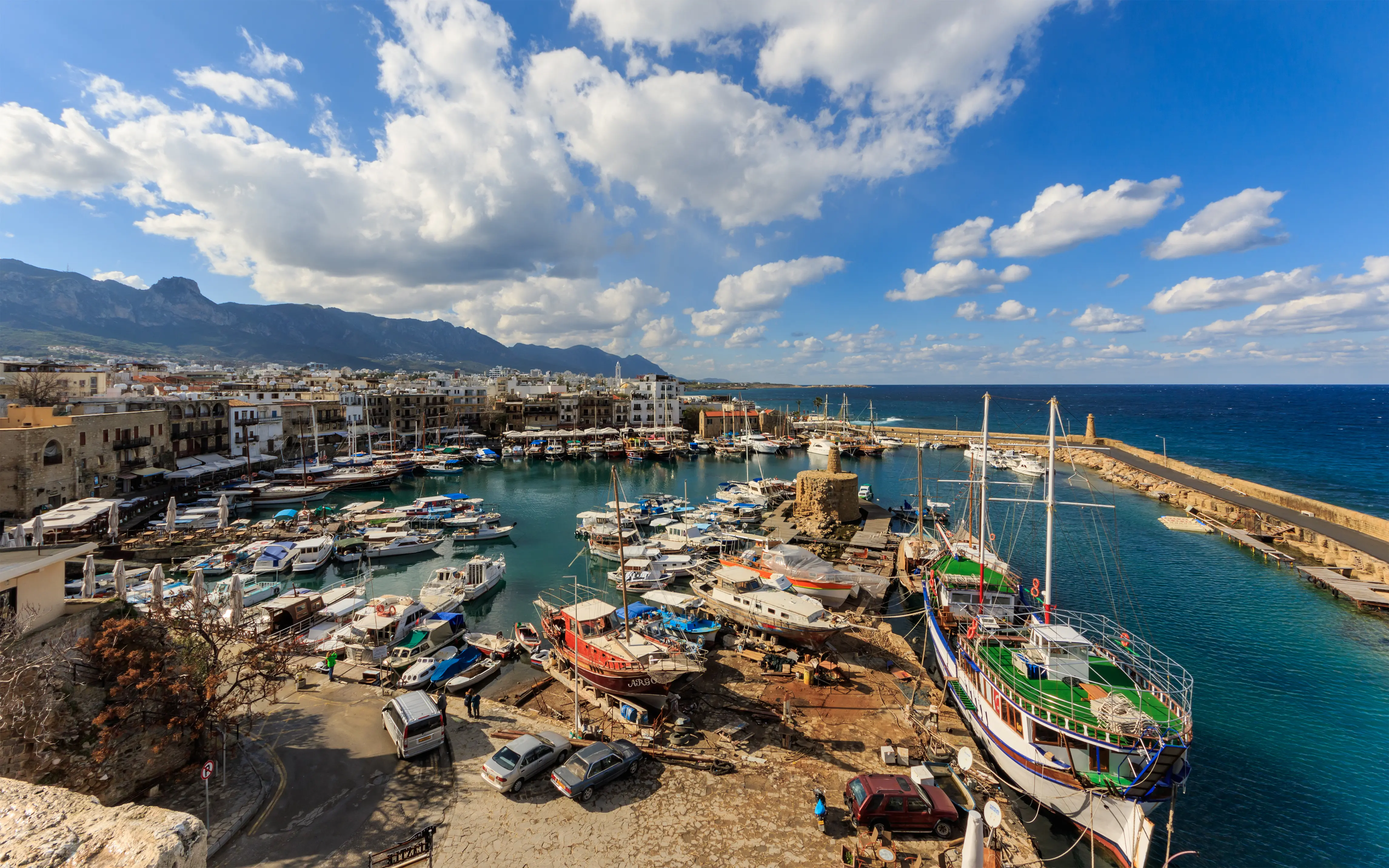 Το Booking προειδοποιεί τους ταξιδιώτες που θα επισκεφθούν τα κατεχόμενα