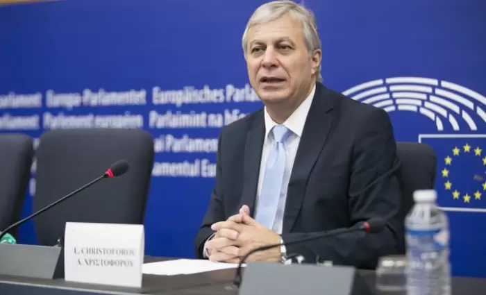 Η Κύπρος έδωσε μόλις το 0,3% των υπηκοοτήτων που δίνονται σε ξένους 