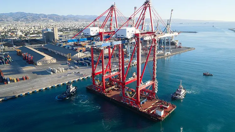 Διαμαρτυρία ναυτικών πρακτόρων για αυξήσεις στο λιμάνι Λεμεσού